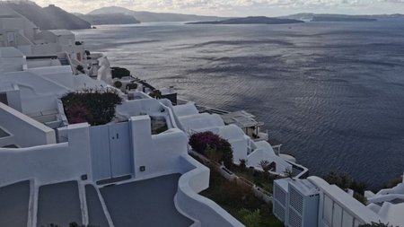 santorini-8-1200x900-1-1-1