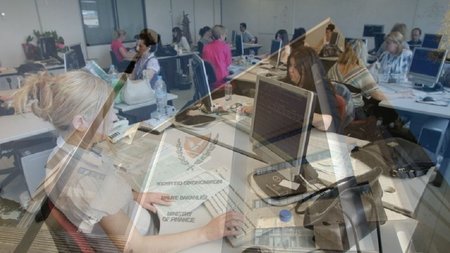 ΠΑΓΩΜΑ ΘΕΣΕΩΝ ΣΤΟ ΔΗΜΟΣΙΟ