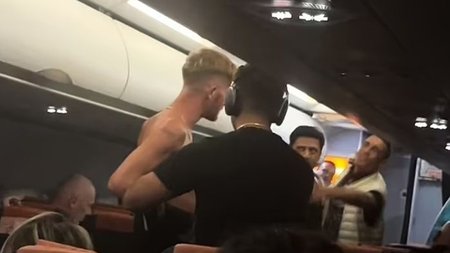 023b4512-PTISIEASYJET