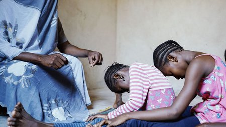 akrotiriasmos-afiki-gynaikes-in.gr_