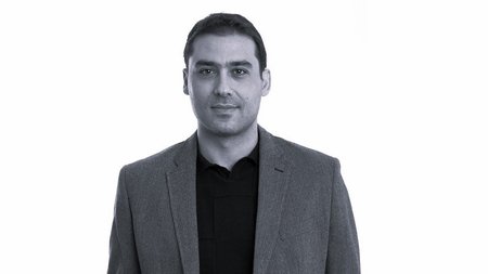 Νίκος Κωνσταντίνου