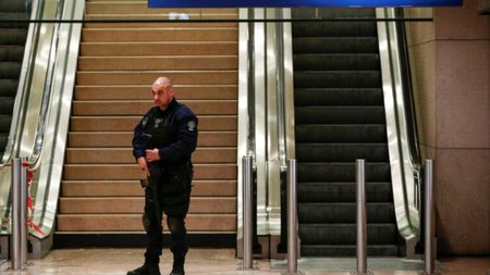 AP17077503917594-768x512