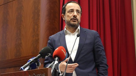 DOC.20231128.5868184.proedros-parousiasi-vivliou1