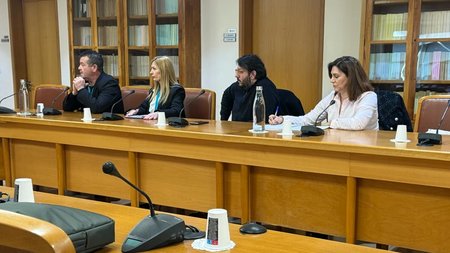 892977ea-baac-4242-874d-87b6a73dd27d