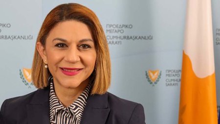 coverDMSocial-Evangelou