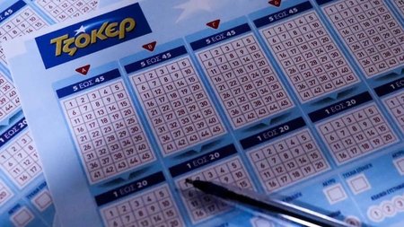 TZOKER215561_EUROKINISSI_19112021