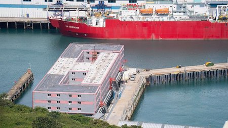 μεταναστες