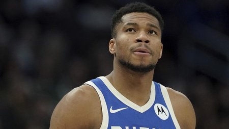 giannis-bucks