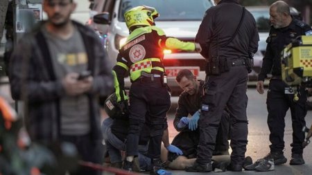 AP25018553610491-768x512