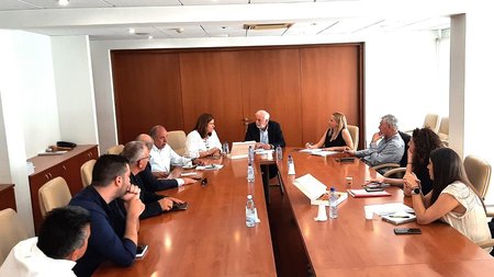 υφυπουργος