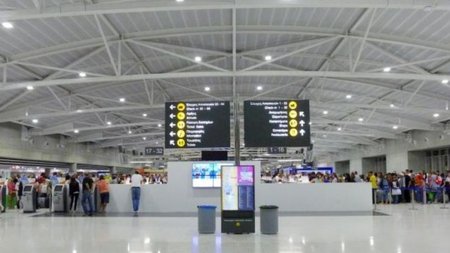 b_b_aerodromio_larnakas