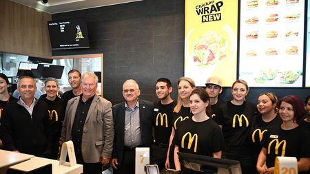 mcdonaldszakakiopening