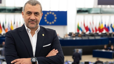 2e72ee0c-3325-441b-bd50-1f9e7d90f372.width-750