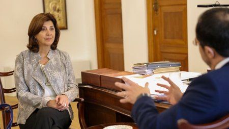 240203004447_Maria-Angela-Holguin-Cuellar-christodoulides6513