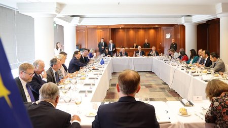 ΝΙΚΟΣ-ΧΡΙΣΤΟΔΟΥΛΙΔΗΣ-ΠΟΛΩΝΟΣ-ΠΡΕΣΒΗΣ