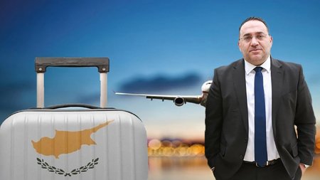 ΚΩΣΤΑΣ ΚΟΥΜΗΣ ΑΦΙΞΕΙΣ