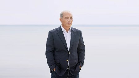 ΚΥΡΙΑΚΟΣ ΒΕΛΟΠΟΥΛΟΣ 1