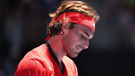 tsitsipas-2
