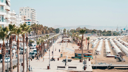 travel-to-larnaca-in-cyprus-guided-tours