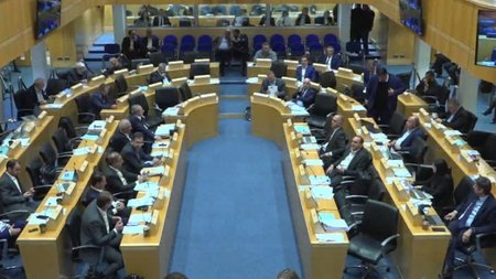 8925ea84-04e8-4fdf-897e-95bfdf5d0a3a_vouli-2024-12-12