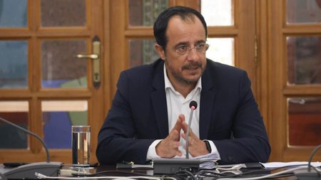 230821125323_NIKOS-CHRISTODOULIDES02-XLORAKA