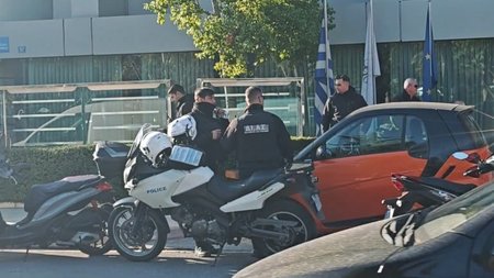 mixalakopoulou-ptosi