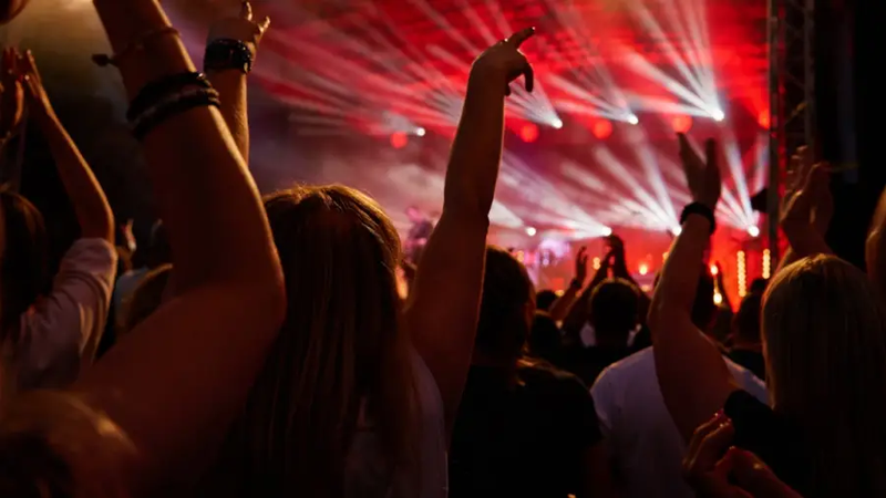 clubbing-m