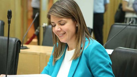 ΧΡΙΣΤΙΑΝΑ ΕΡΩΤΟΚΡΙΤΟΥ ΜΕΣΑ