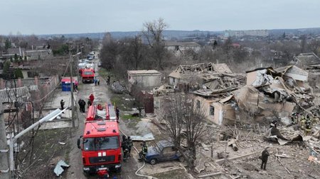UKRAINE-WAR-RUSSIA-ATTACK-ZAPORIZHZHIA-1140x570