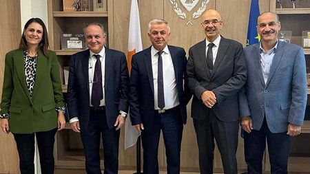 DOC.20231123.5846989.metaforonchrisoxou1