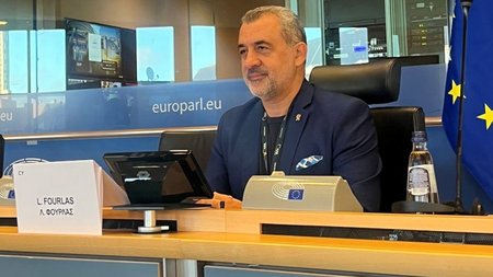 cfe9aaf4-a7dc-4fcb-b8c9-245ed712d417