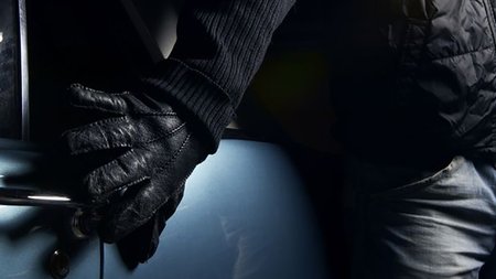 bbd1942f-8261-4bc7-9097-13c262825e28_10808269_m-1