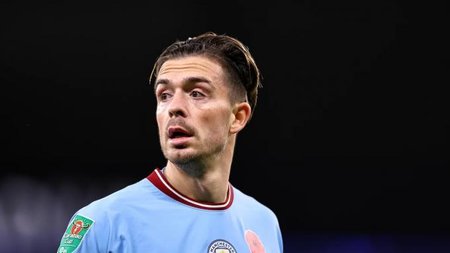 Jack-Grealish-glance